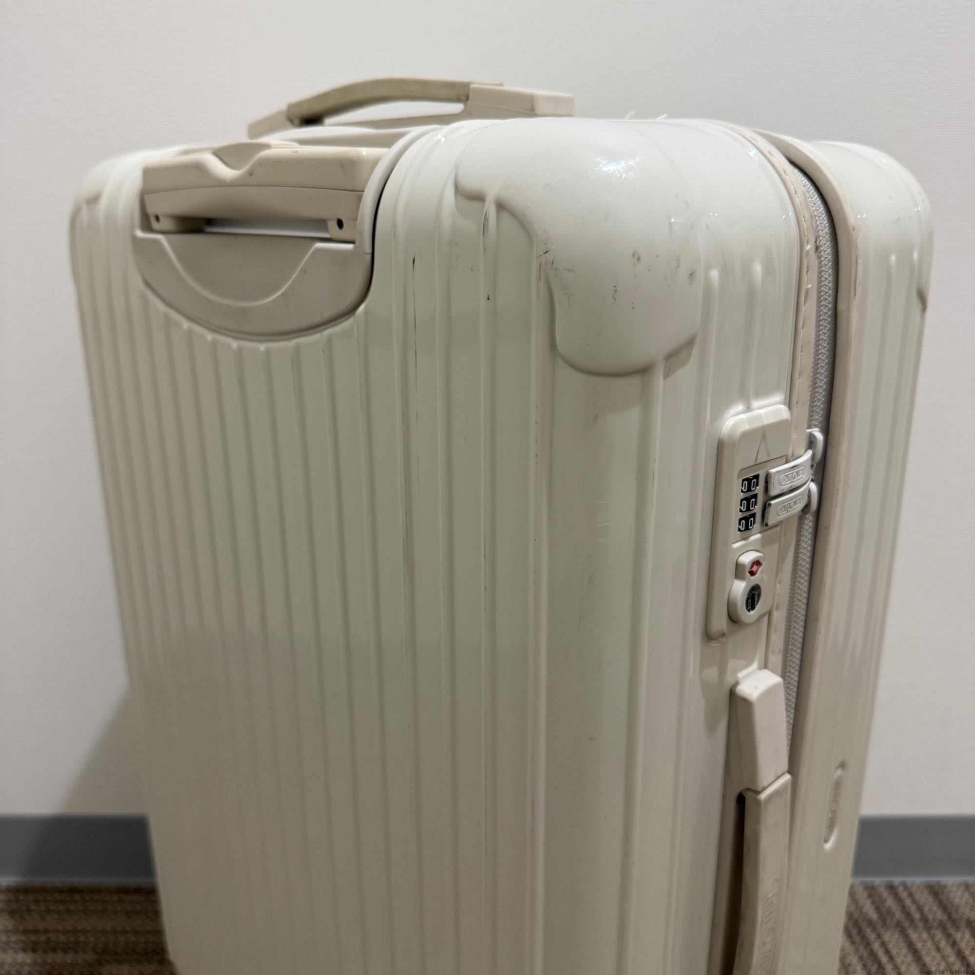 リモワ ユナイテッドアローズ限定 サルサ 895.45 中古美品 64リットル