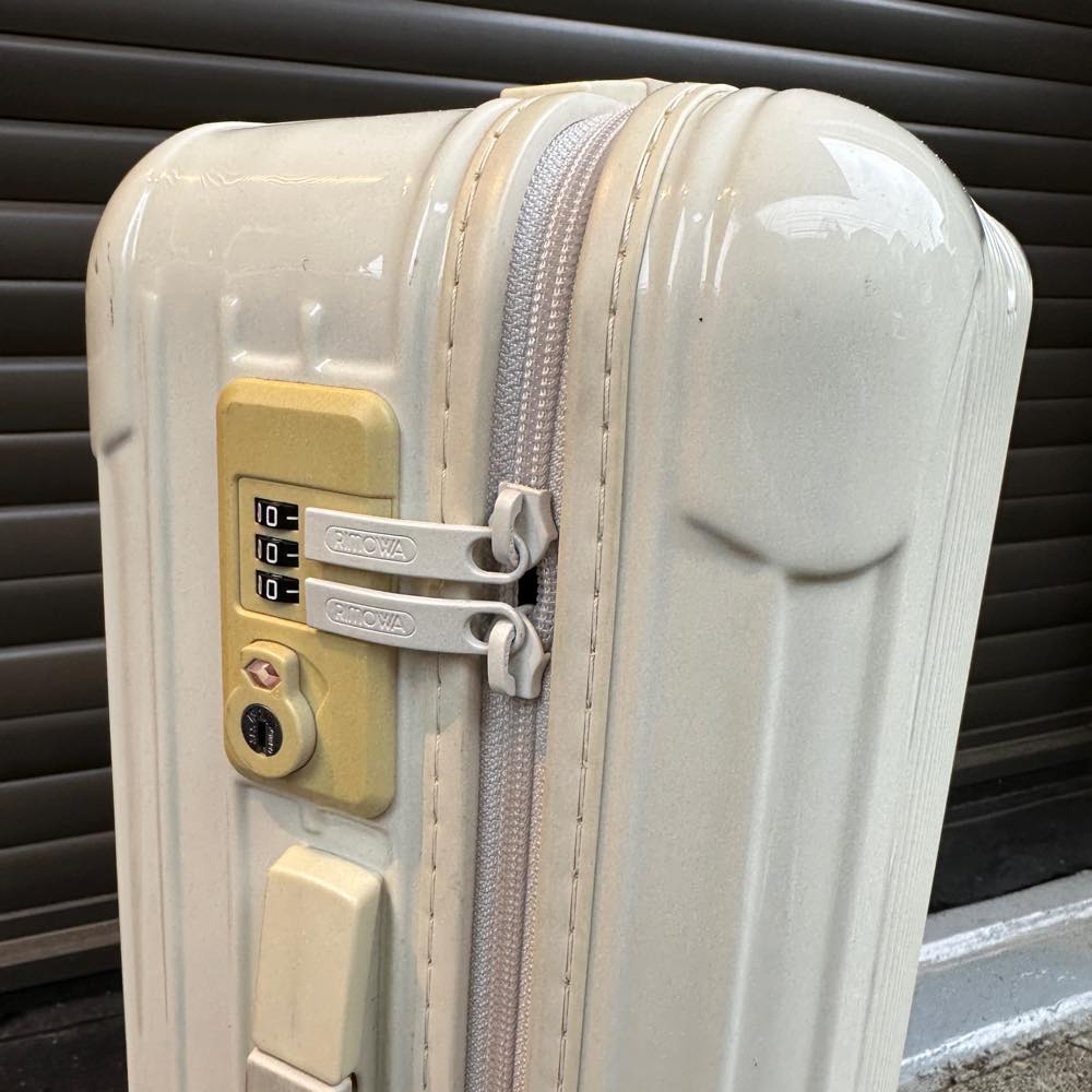 リモワ　ユナイテッドアローズ限定　サルサ　895.46　中古商品　32リットル　2輪
