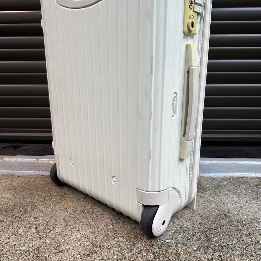 リモワ　ユナイテッドアローズ限定　サルサ　895.46　中古商品　32リットル　2輪
