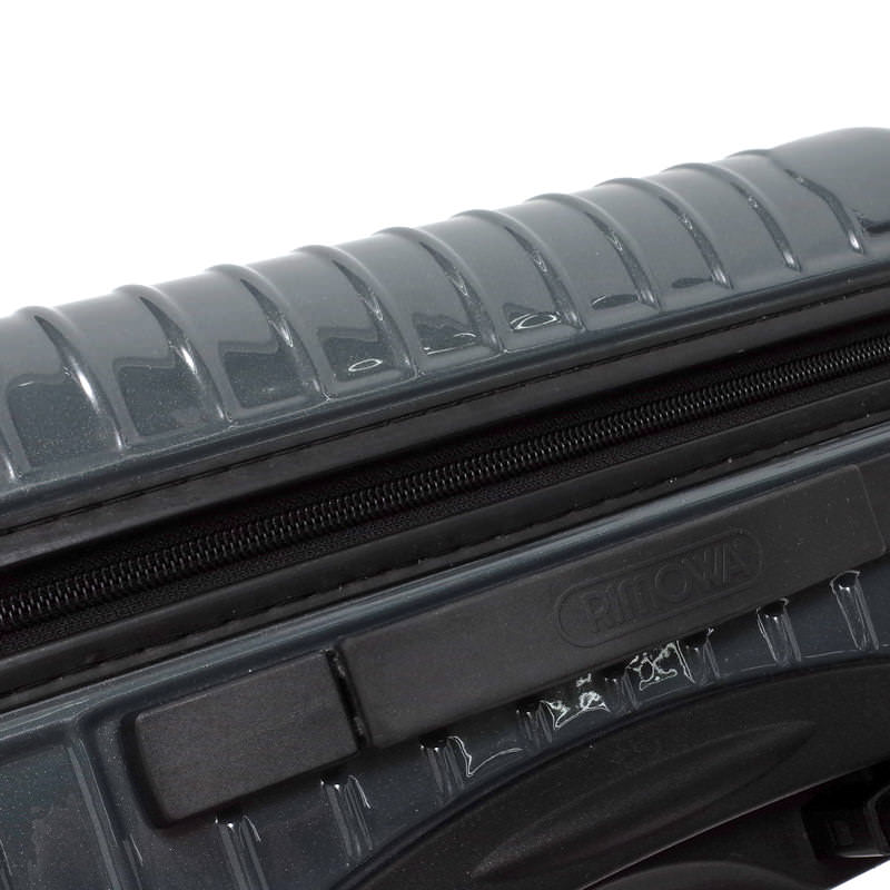 リモワ　ポルシェコラボ　898.26 　中古商品　32リットル　2輪