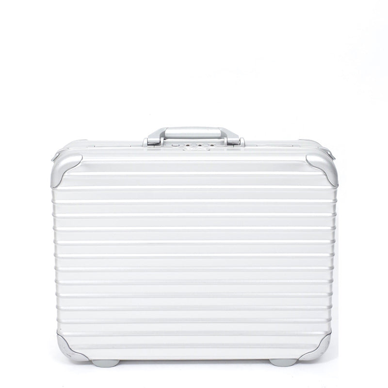 RIMOWA アタッシ新品未使用品 シルバー17リットル リモワ アタッシェ 中古商品 U900.12 17リットル – リモワ(RIMOWA)専門