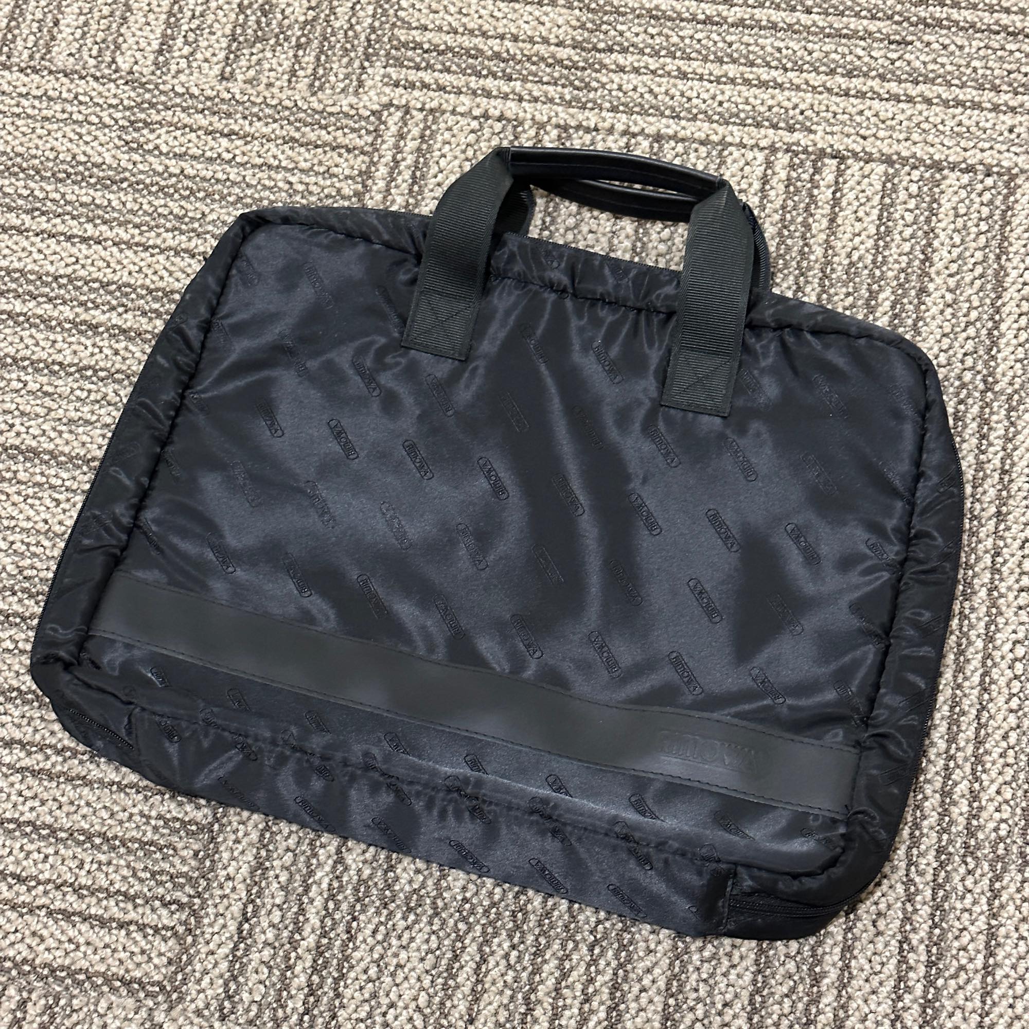 リモワ トパーズ 923.40-1 中古商品 26リットル 4輪 – リモワ(RIMOWA