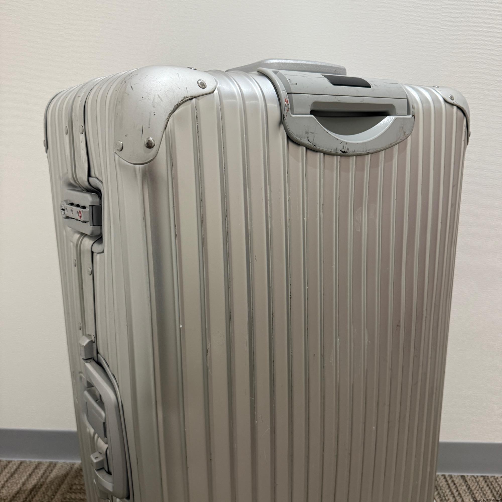 リモワ　トパーズ　923.70.00.4　82リットル　中古商品　4輪