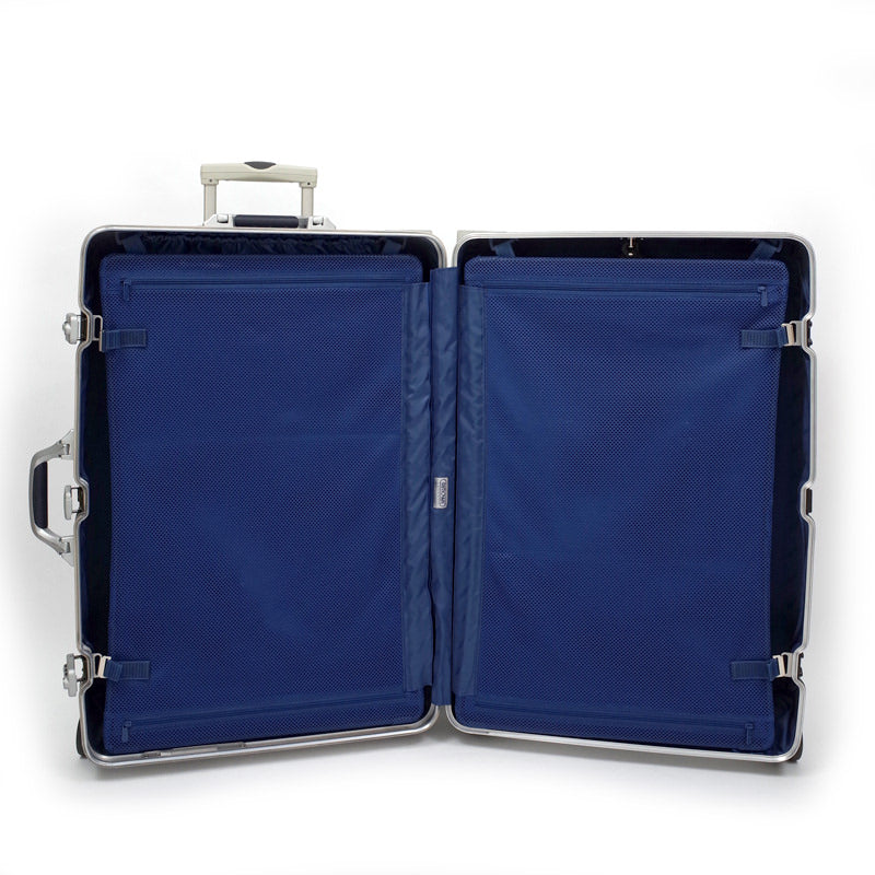 リモワ シルバーインテグラル 中古品 U923.77 104リットル 4輪