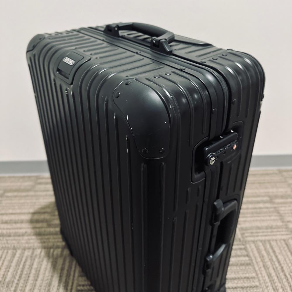 リモワ　トパーズ ステルス　中古商品　924.63.01.4　64リットル　4輪