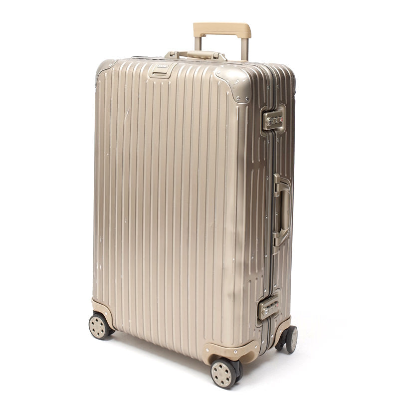 リモワ　トパーズ チタニウム　中古商品　924.70.03.4　82リットル　4輪