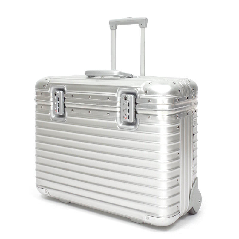 リモワ　パイロット　中古商品　925.50　29リットル　2輪
