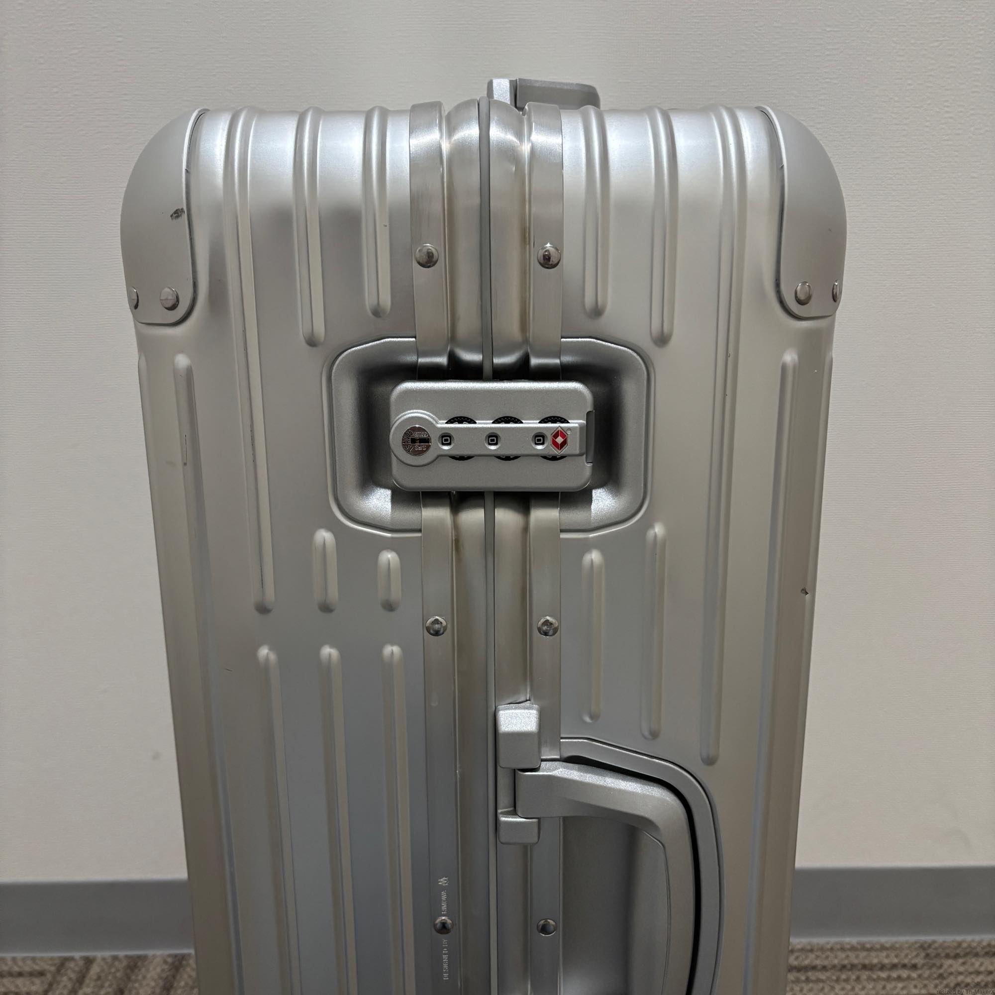 リモワ　オリジナル　925.63.00.4　チェックインM　中古美品　60リットル　4輪