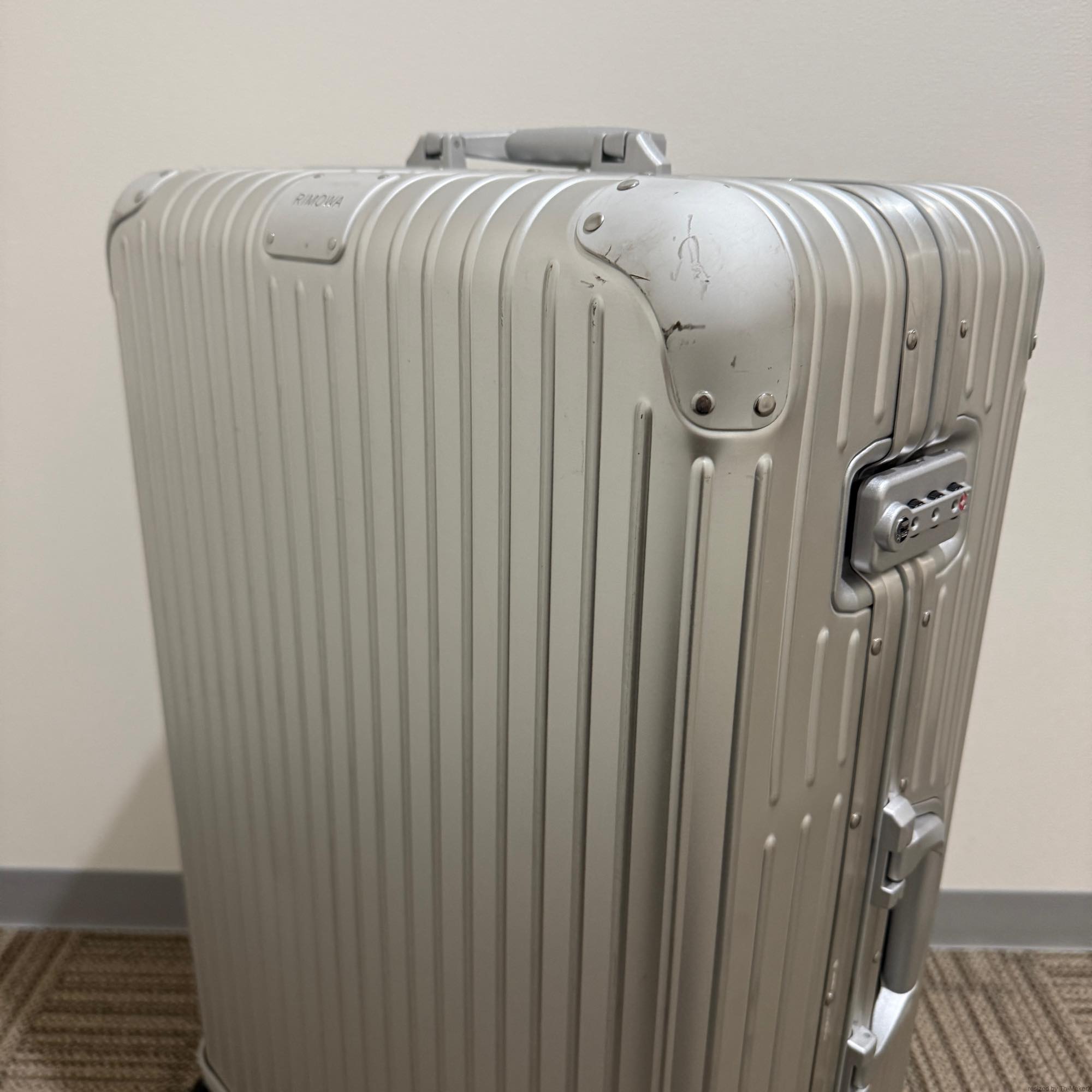 リモワ　オリジナル　チェックインL　925.73.00.4　シルバー　中古美品　86リットル　4輪