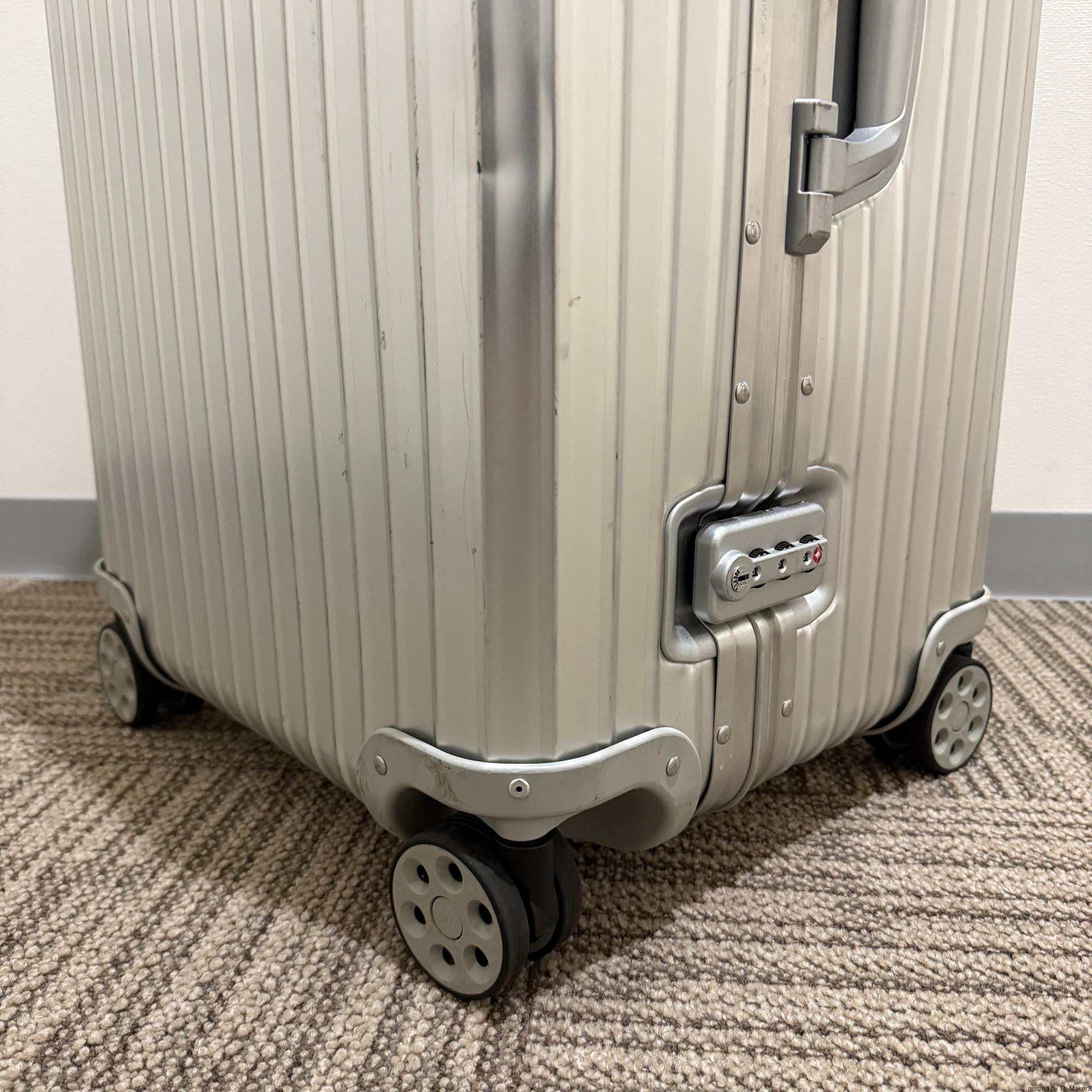 リモワ オリジナル 925.75.00.4 中古美品 トランク シルバー 90