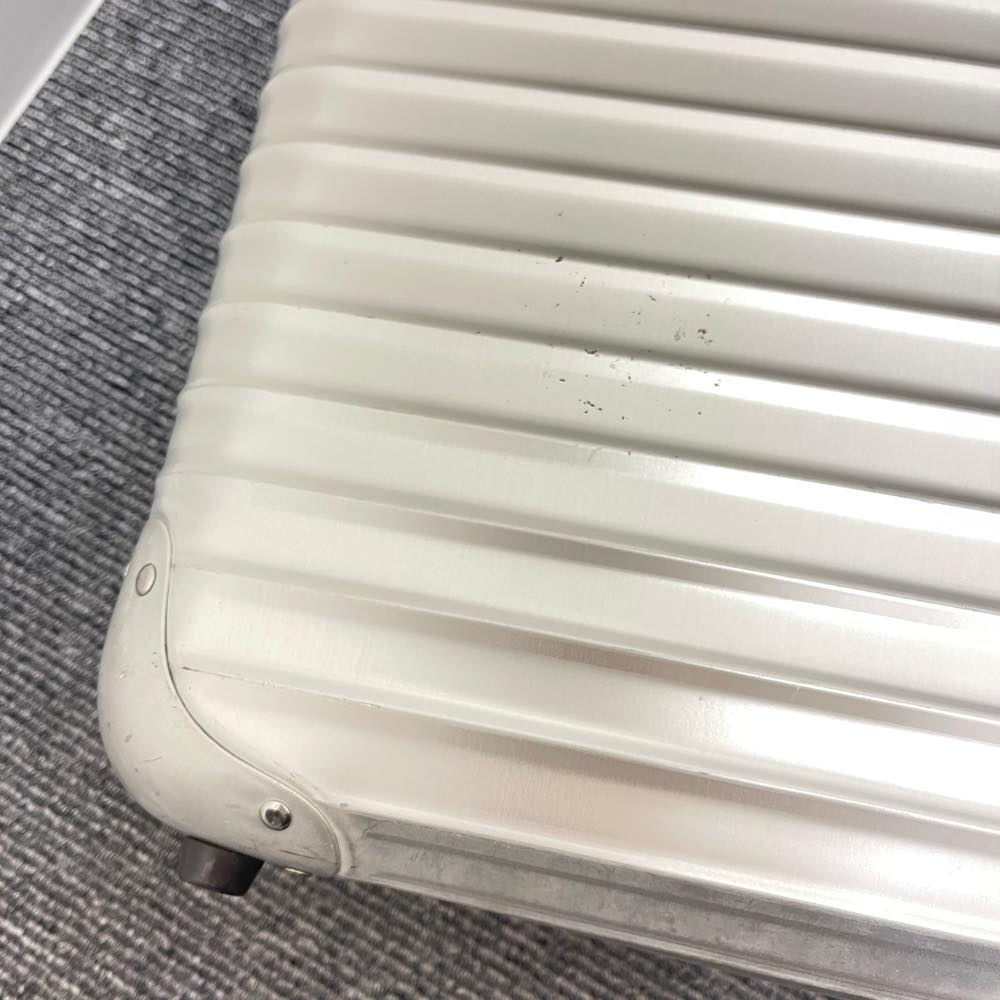 リモワ　アタッシェケース　中古商品　928.14　22リットル