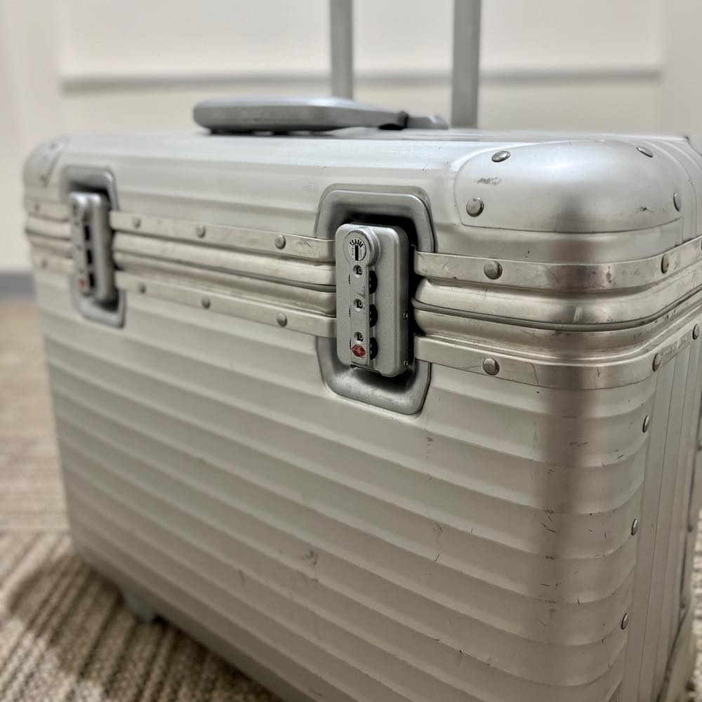 リモワ パイロット 中古商品 928.50 36リットル 2輪 – リモワ(RIMOWA
