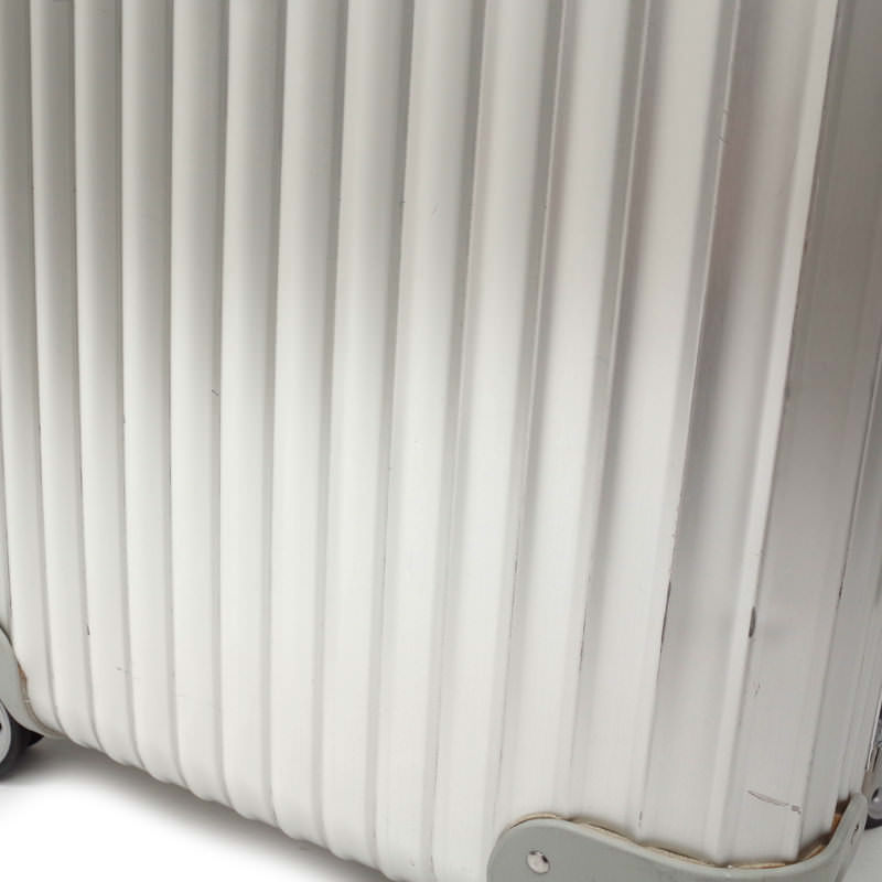 リモワ トパーズ 932.63 中古商品 64リットル 4輪 – リモワ(RIMOWA