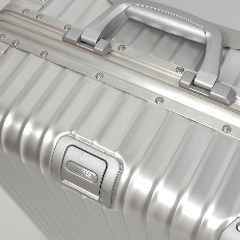 リモワ トパーズ 932.63 中古商品 64リットル 4輪 – リモワ(RIMOWA