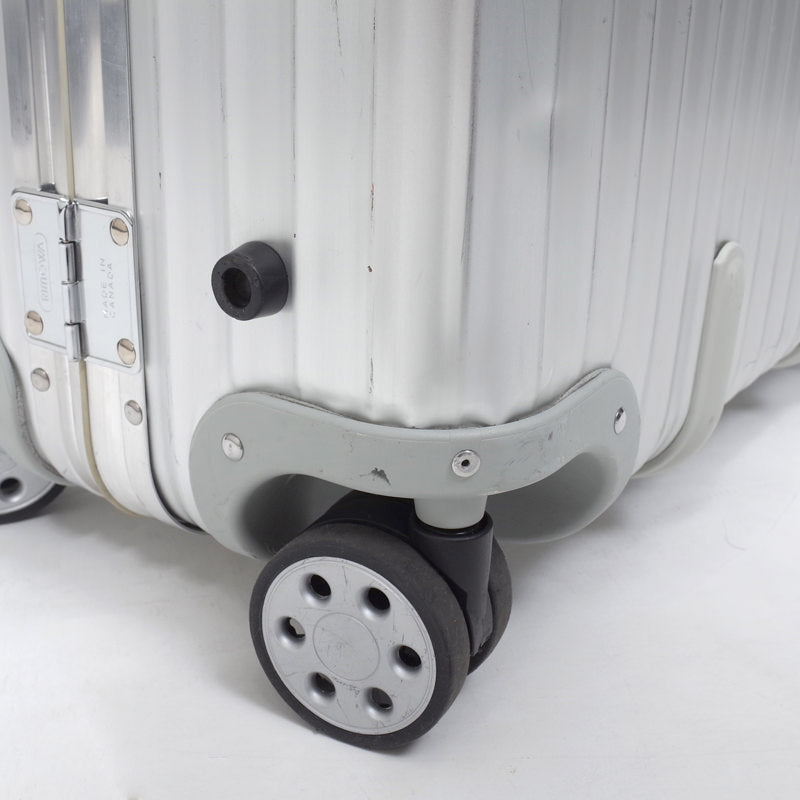 リモワ　トパーズ　中古商品　U932.70　82リットル　4輪