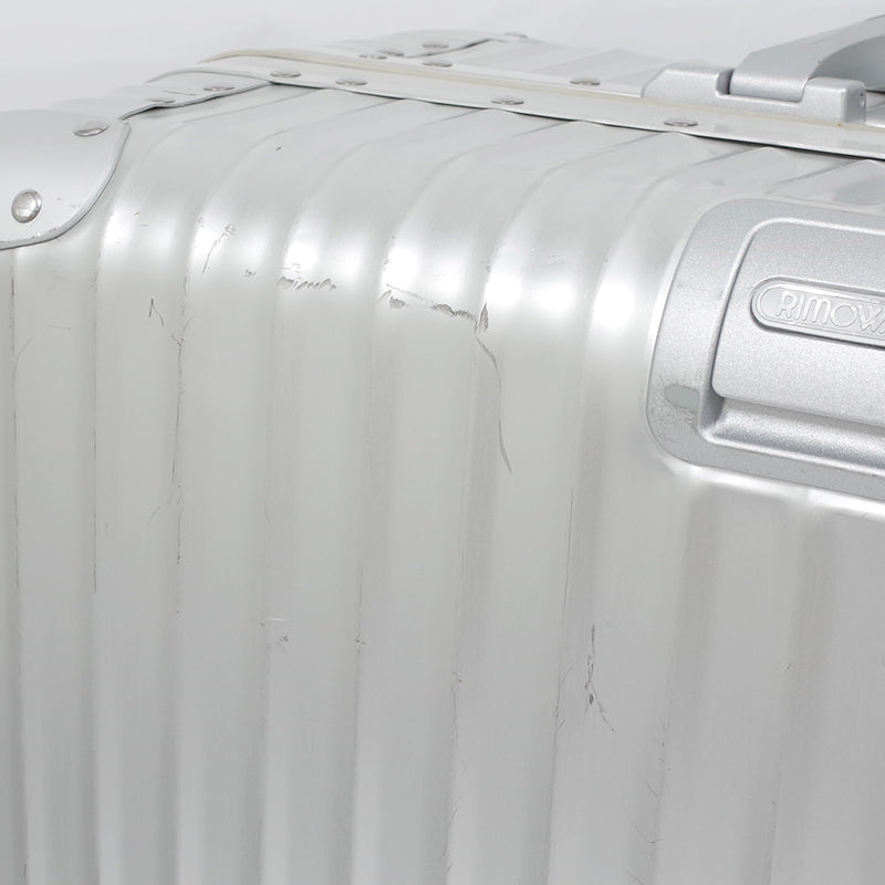 リモワ　トパーズ　932.73　中古商品　84リットル　4輪