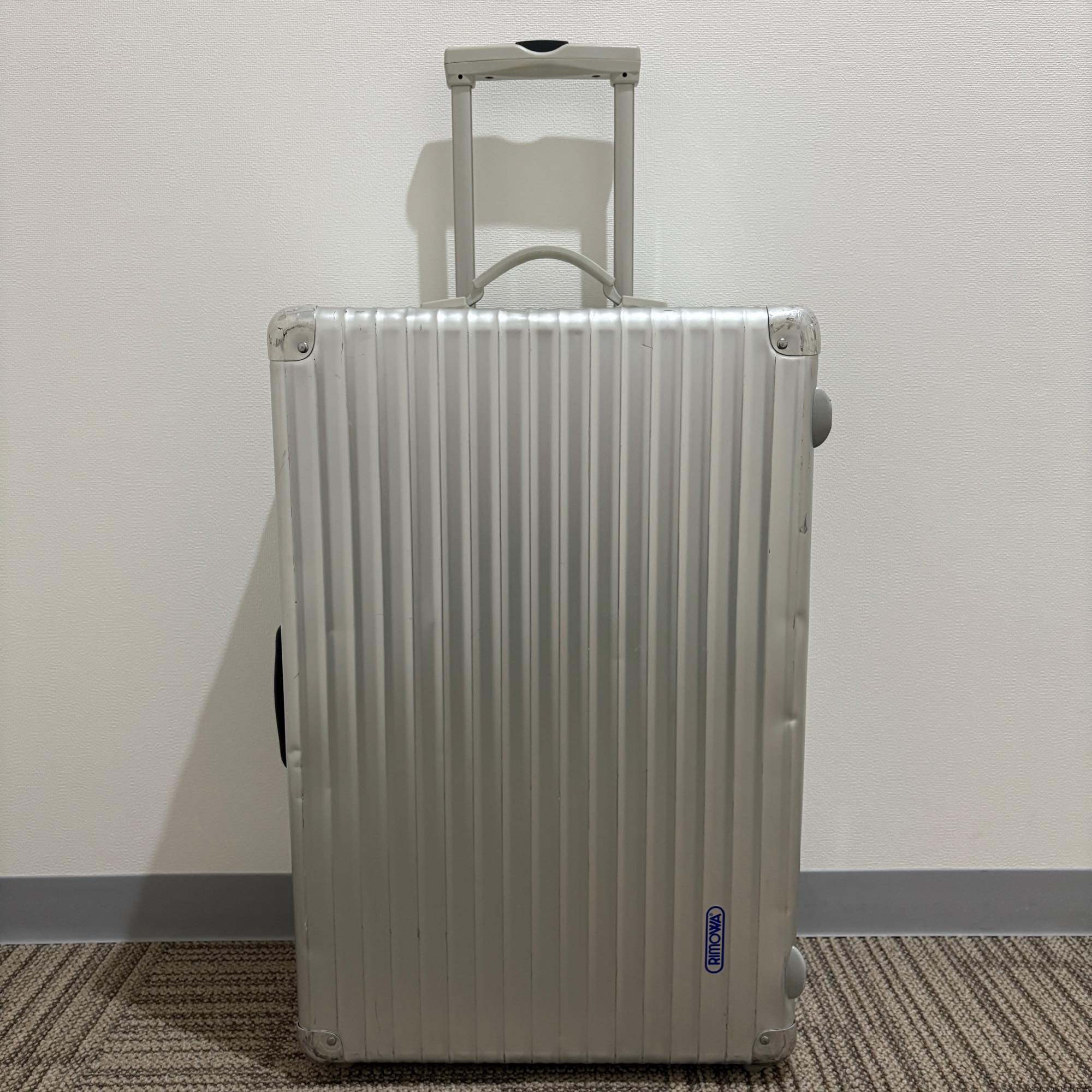 リモワ　クラシックフライト　中古美品　976.63　60リットル　2輪