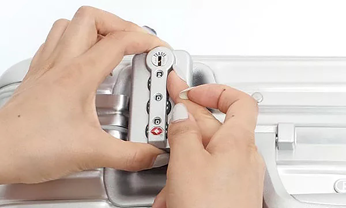 リモワTSAロックのダイヤル設定方法 – リモワ(RIMOWA)専門通販サイト