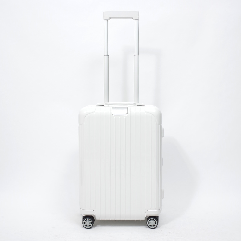 大切な人へのギフト探し リモワ 白 スーツケース 旅行用バッグ 